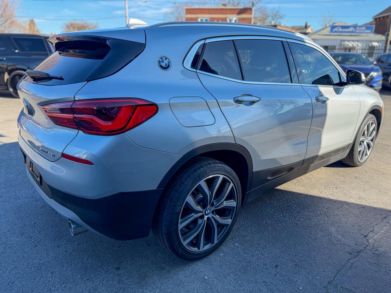 2018 BMW X2 xDrive28i/LOW KM/NAVI/HUD/ROOF/CAMERA/FULL SERVICE Photo4