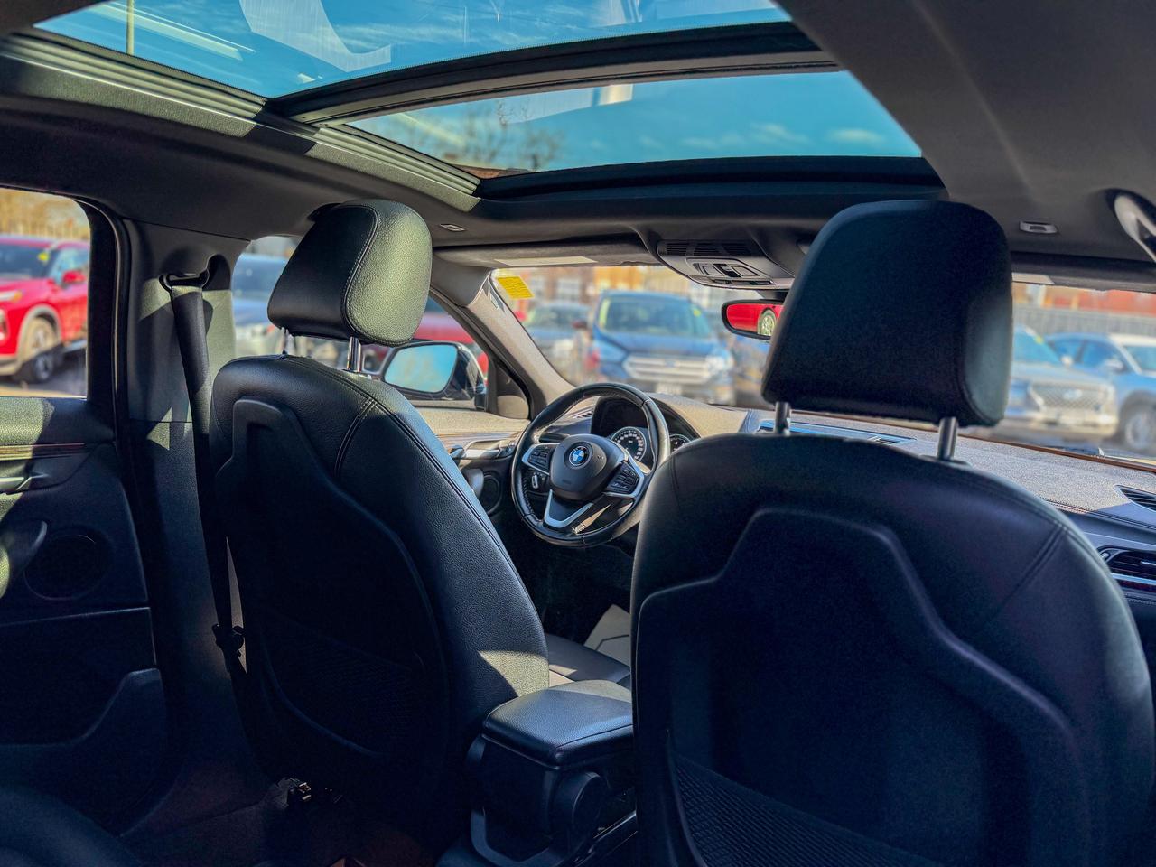 2018 BMW X2 xDrive28i/LOW KM/NAVI/HUD/ROOF/CAMERA/FULL SERVICE Photo