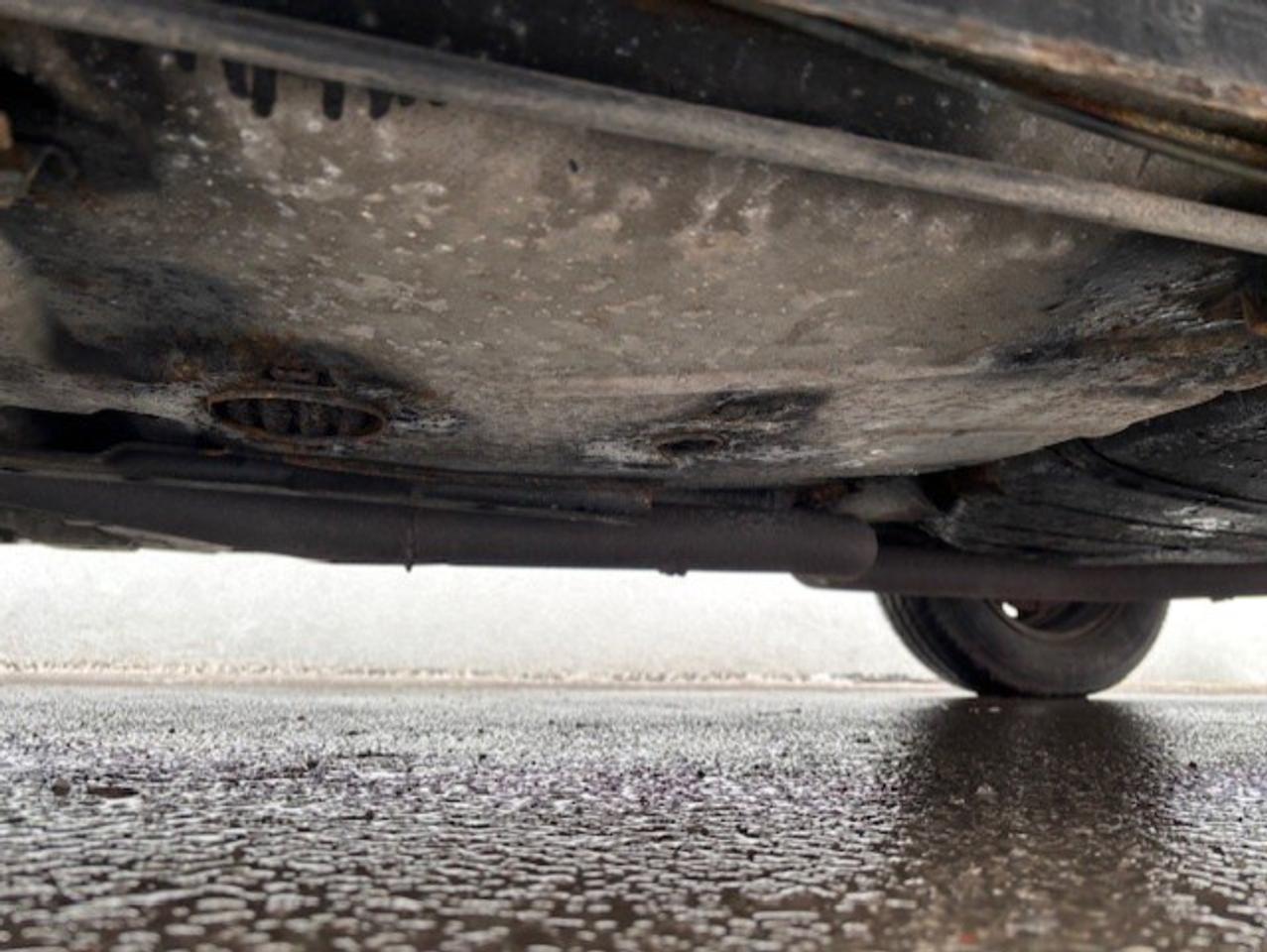 1991 Cadillac Fleetwood V8 **VINYL TOP-SENIOR DRIVEN-NO ACCIDENTS** Photo