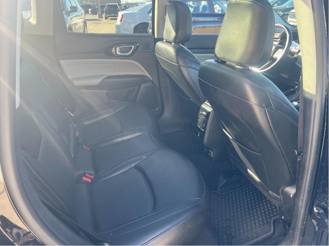 2022 Jeep Compass Limited 4x4 *SUN *LTHR *PWR SEAT *PREMIUM AUDIO Photo