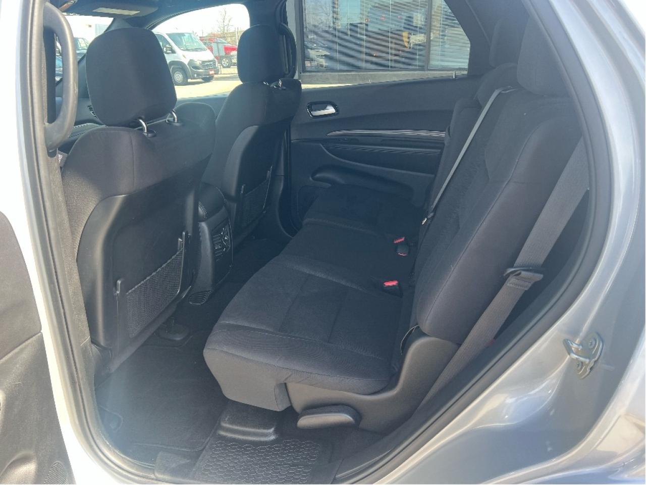 2023 Dodge Durango SXT Plus AWD Blacktop *TOW *SUN *7-PASS *LOW KMS Photo