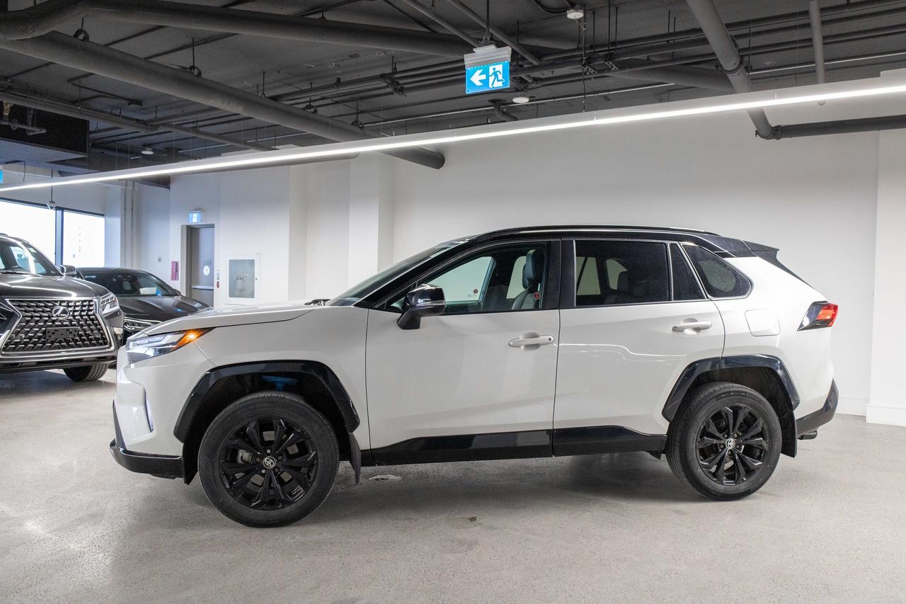 2022 Toyota RAV4 Hybrid XSE Fuel Sipper Safety Certified Welcome Trades Photo2