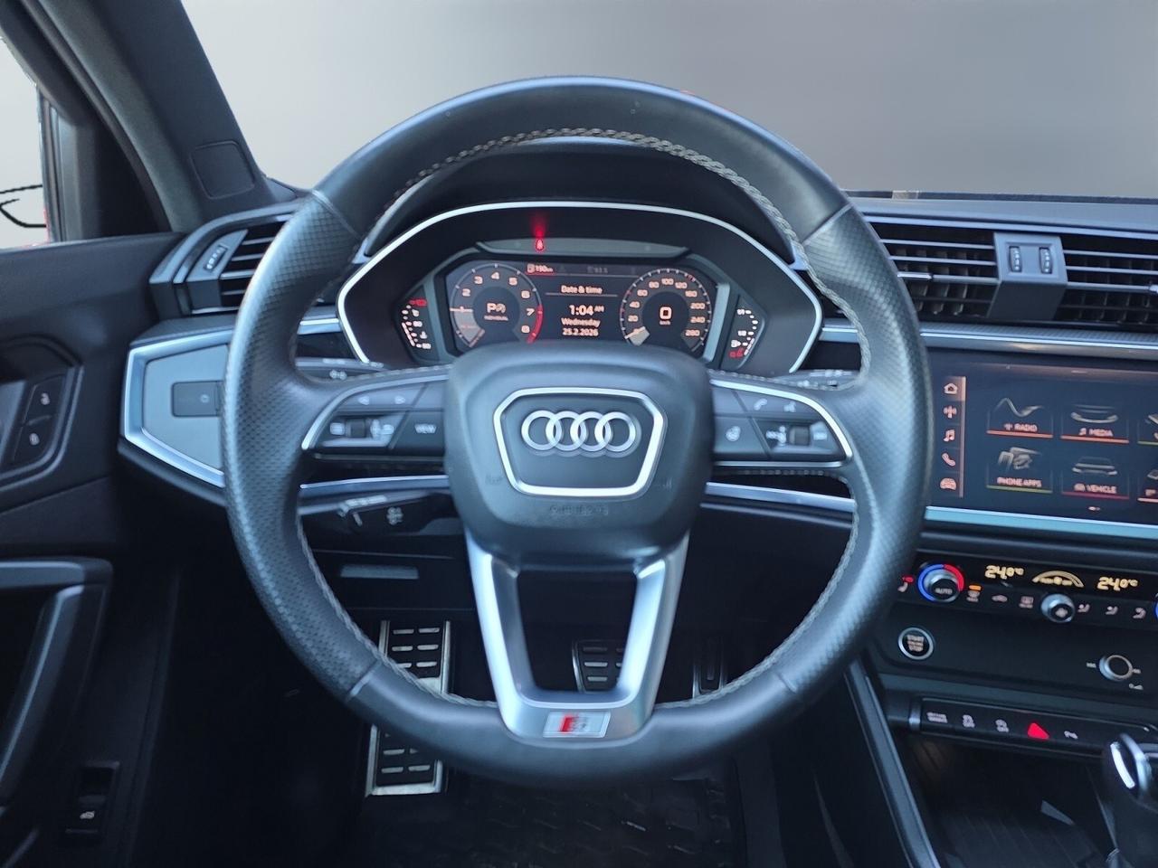 2021 Audi Q3 Progressiv S-Line Black Optics * DIGITAL DASH / CA Photo