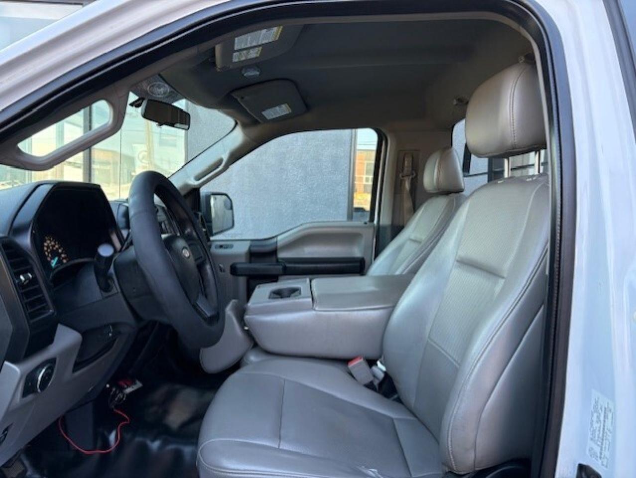 2018 Ford F-150 XL 4WD REGULAR CAB 8' LONG BOX-1 OWNER-CERTIFIED! Photo