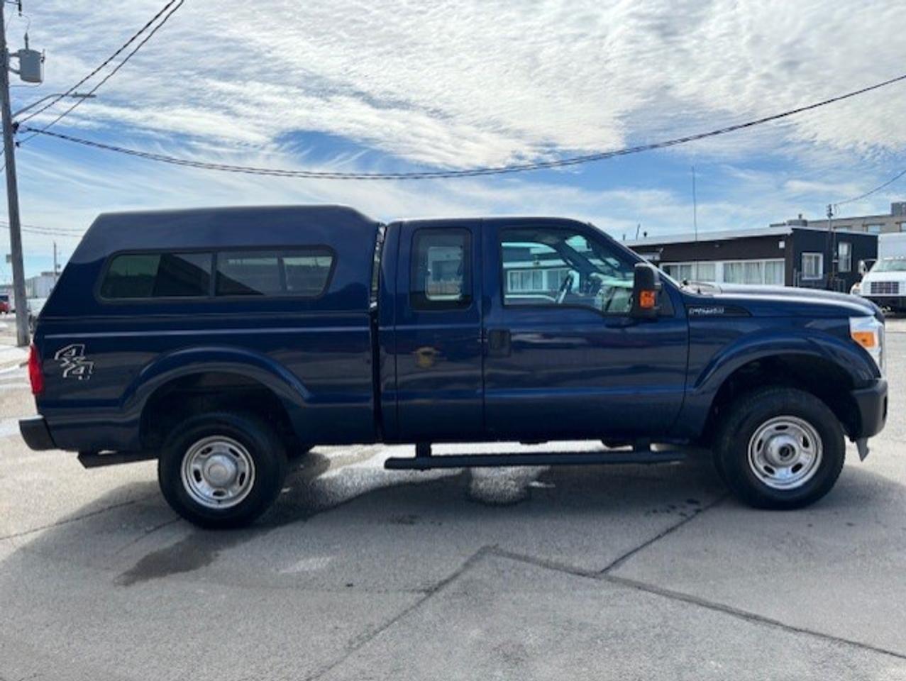 2012 Ford F-250 4WD SUPER CAB-SHORT BOX-CAP-CARGO SLIDE-CERTIFIED Photo