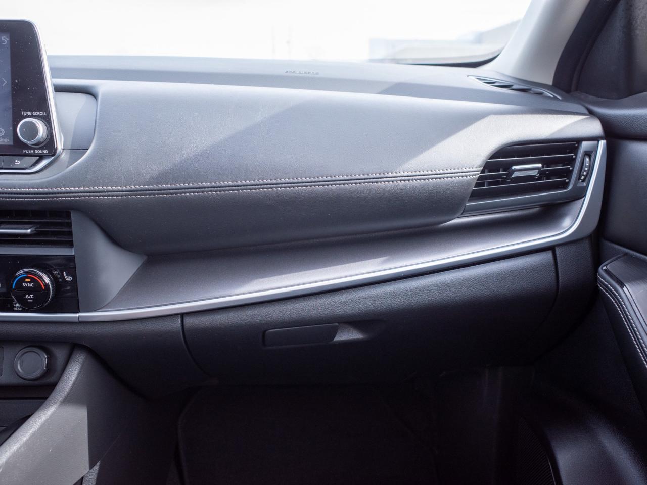 2024 Nissan Rogue SV - Moonroof   WiFi Hotspot Photo