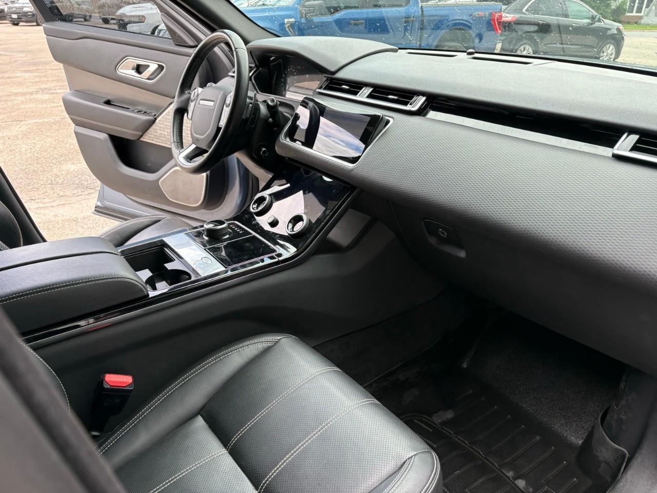 2020 Land Rover Range Rover Velar P250 S 4dr All-Wheel Drive Photo
