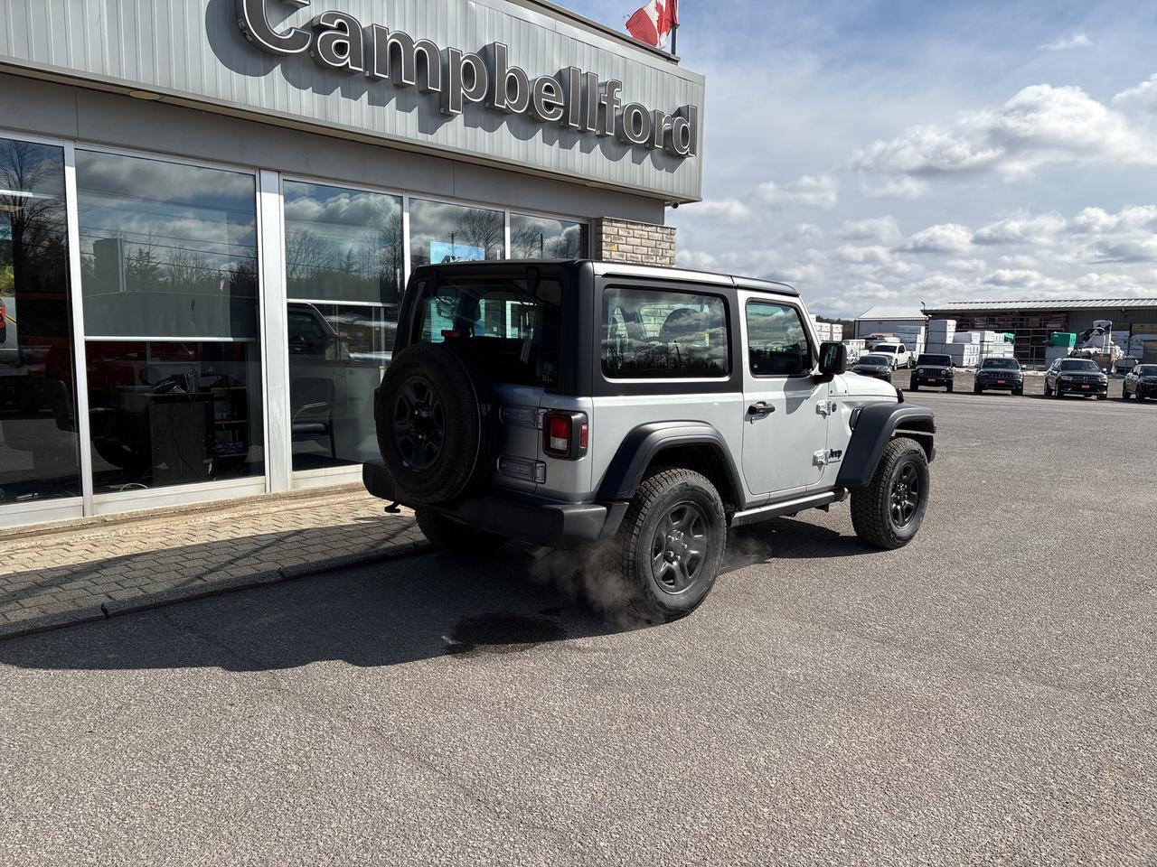 2024 Jeep Wrangler SPORT Photo