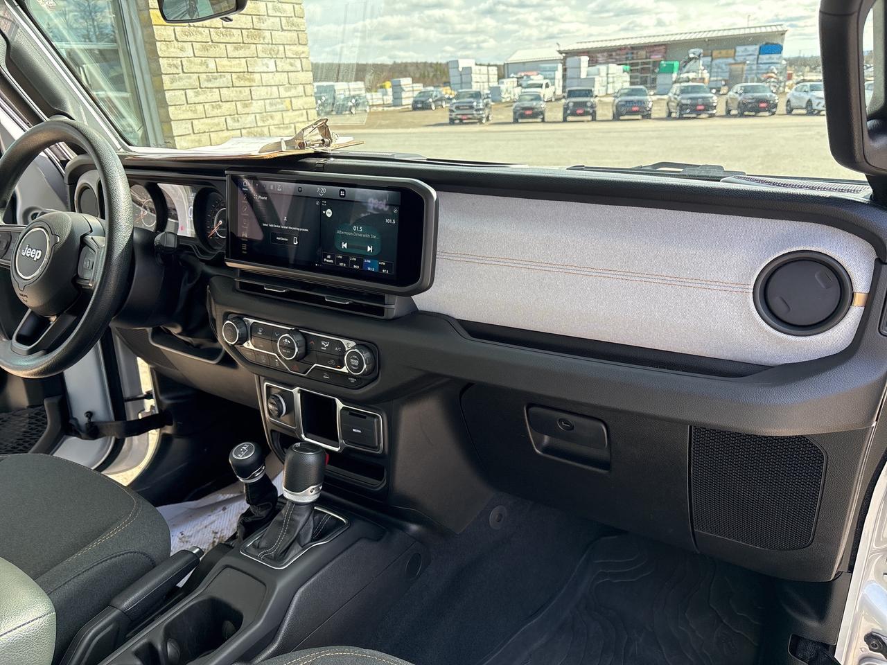 2024 Jeep Wrangler SPORT Photo