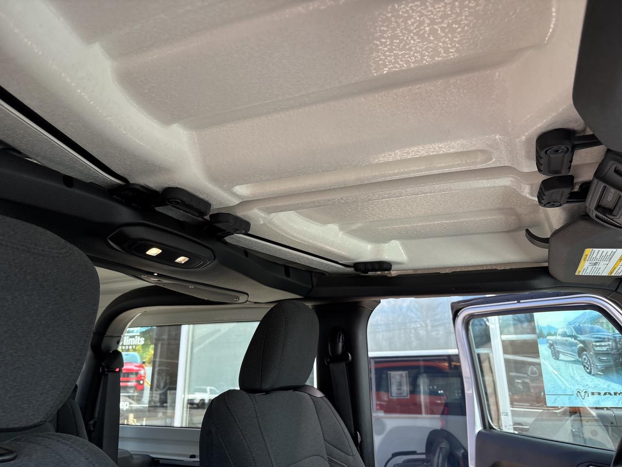 2024 Jeep Wrangler SPORT Photo