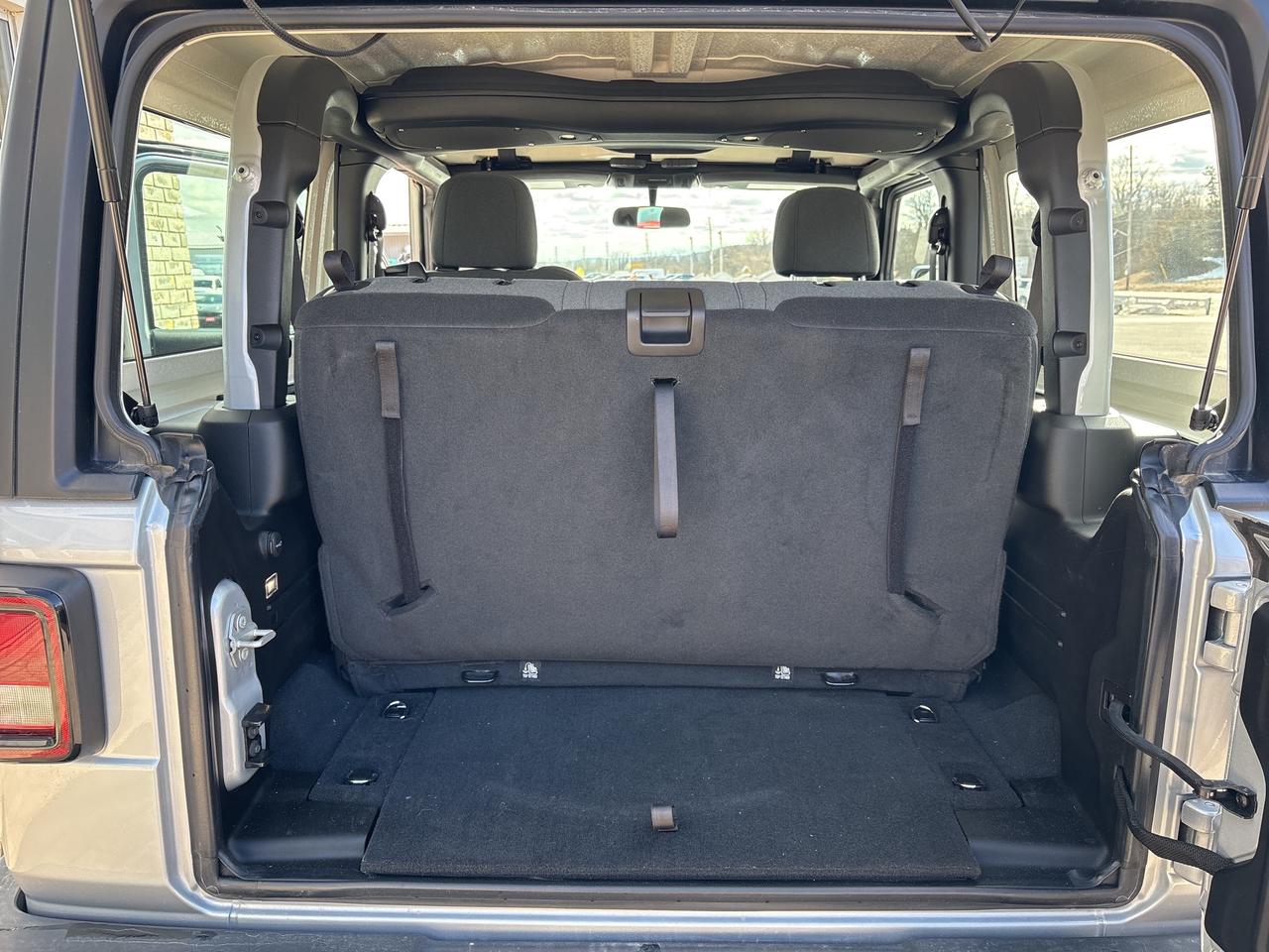 2024 Jeep Wrangler SPORT Photo