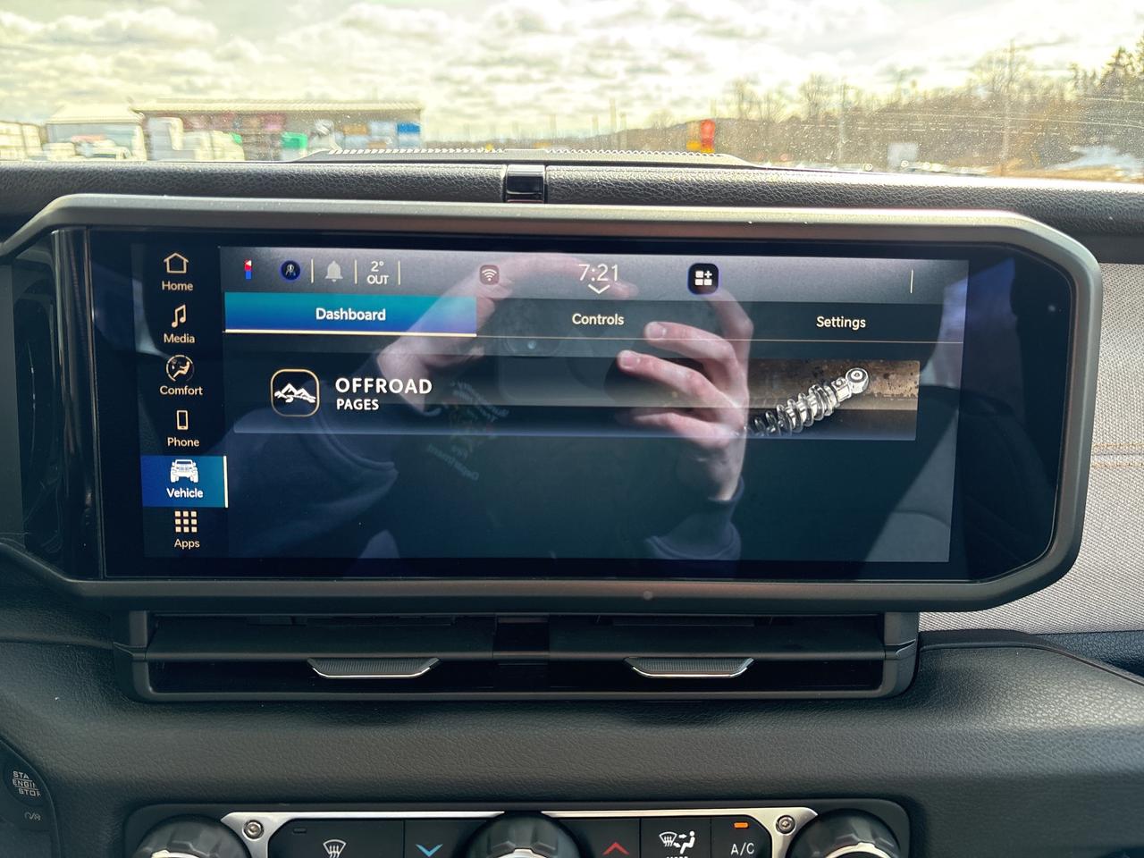 2024 Jeep Wrangler SPORT Photo