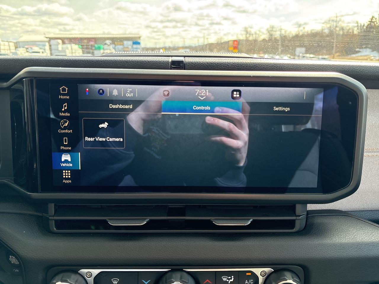 2024 Jeep Wrangler SPORT Photo