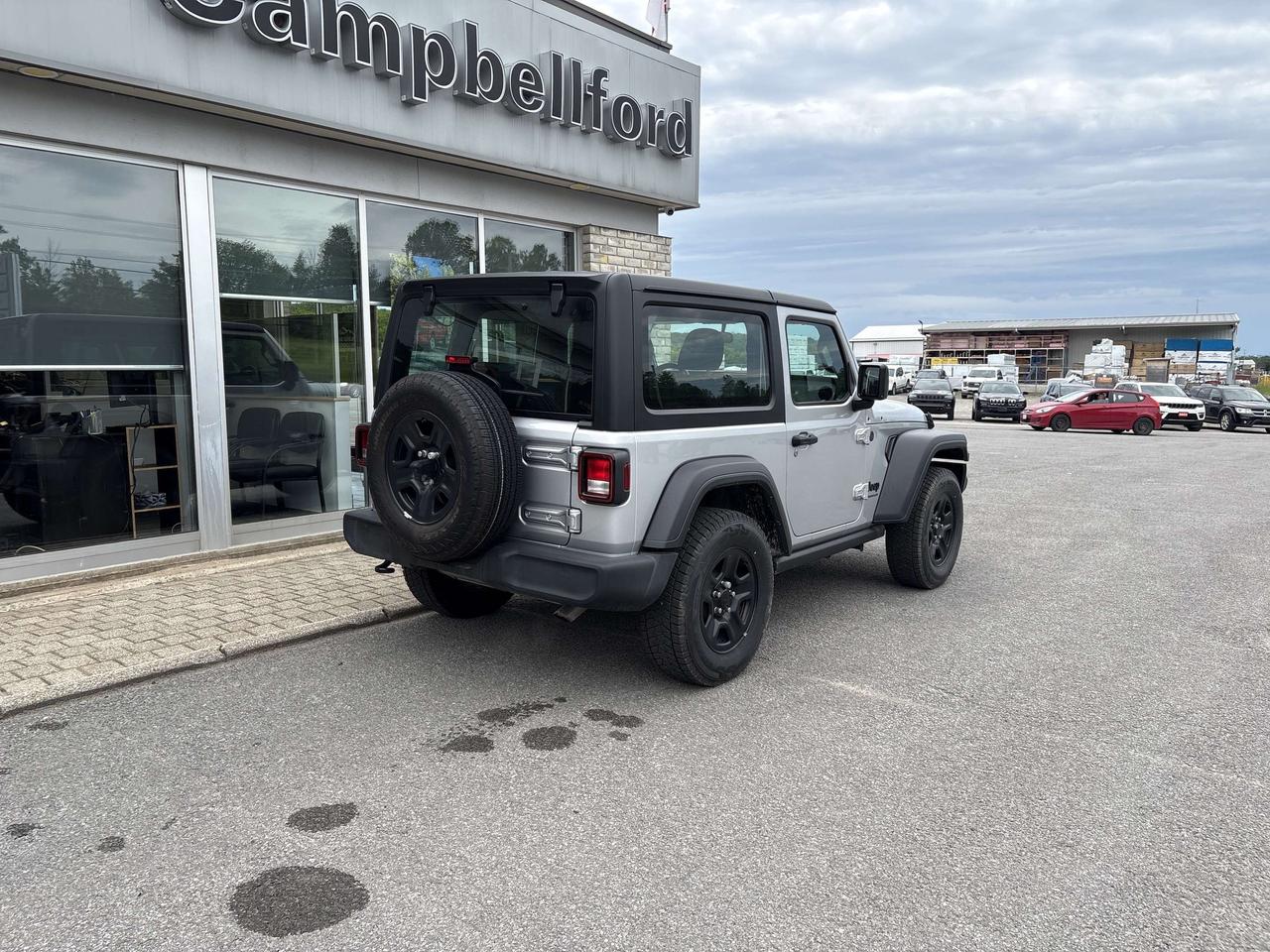 2024 Jeep Wrangler SPORT Photo