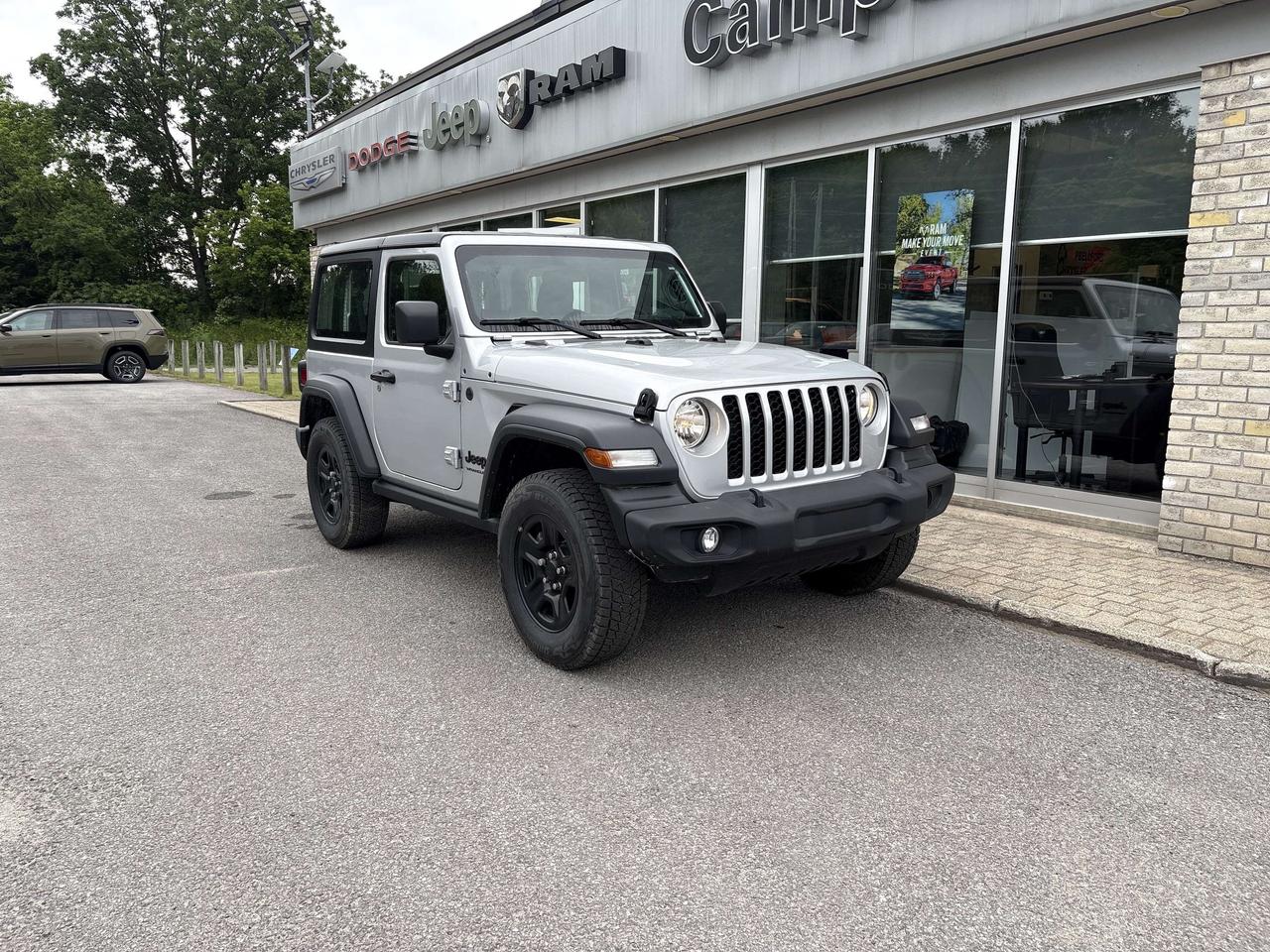 2024 Jeep Wrangler SPORT Photo