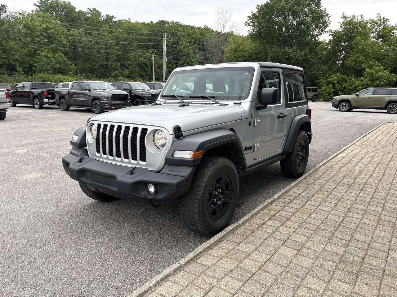 2024 Jeep Wrangler SPORT Photo