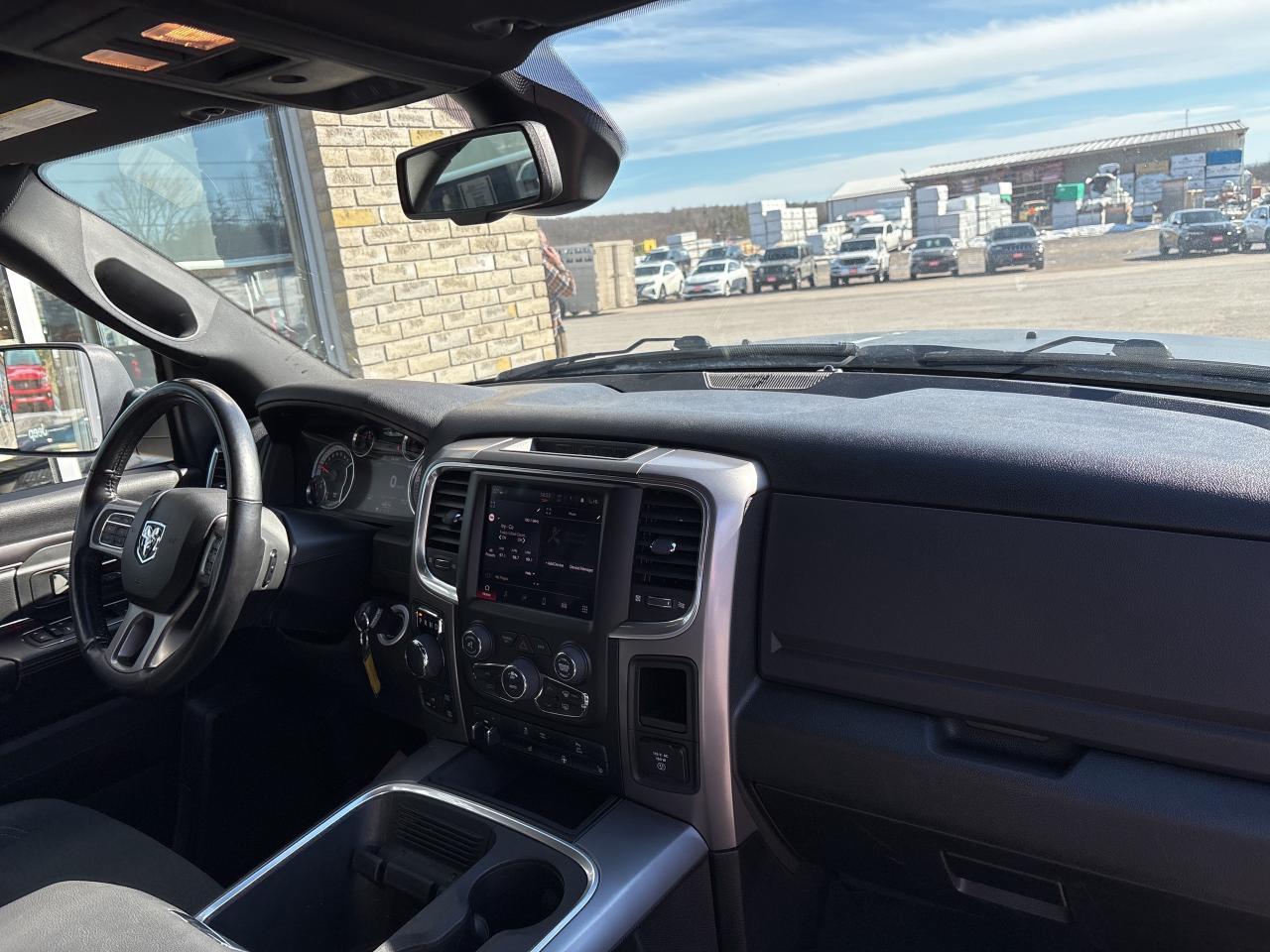 2023 RAM 1500 Classic WARLOCK Photo