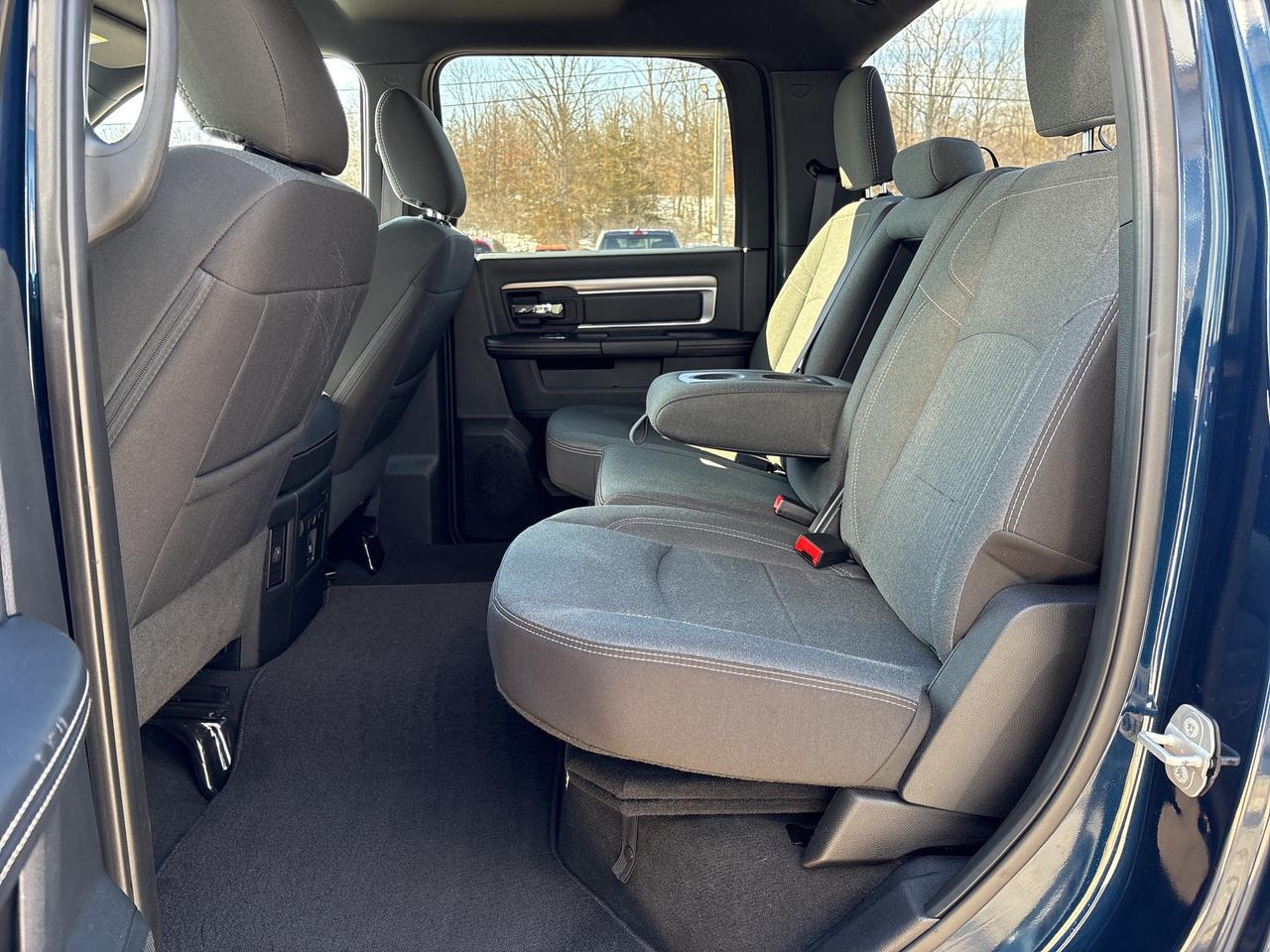 2023 RAM 1500 Classic WARLOCK Photo