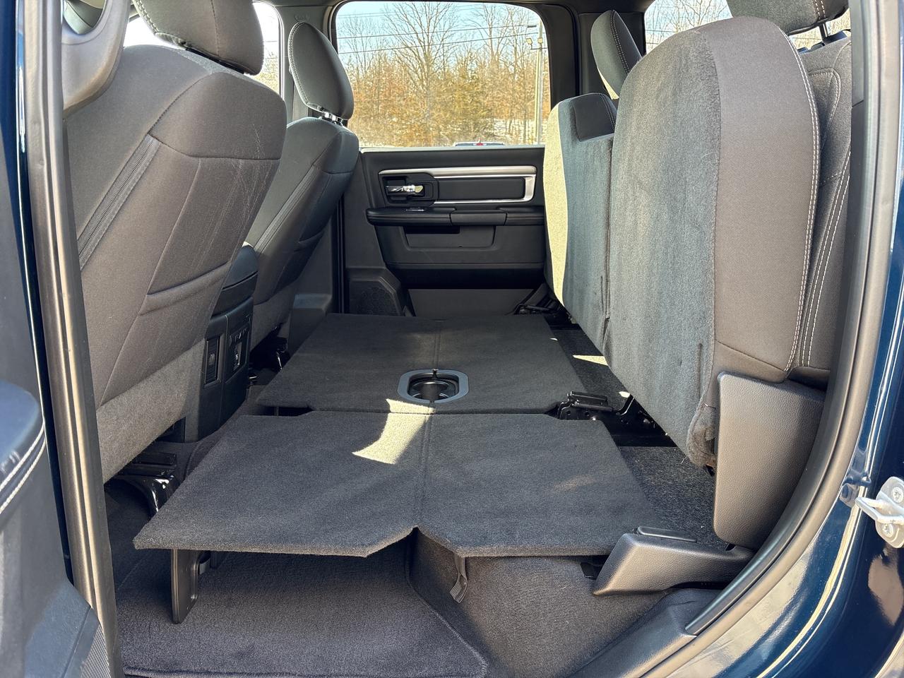 2023 RAM 1500 Classic WARLOCK Photo