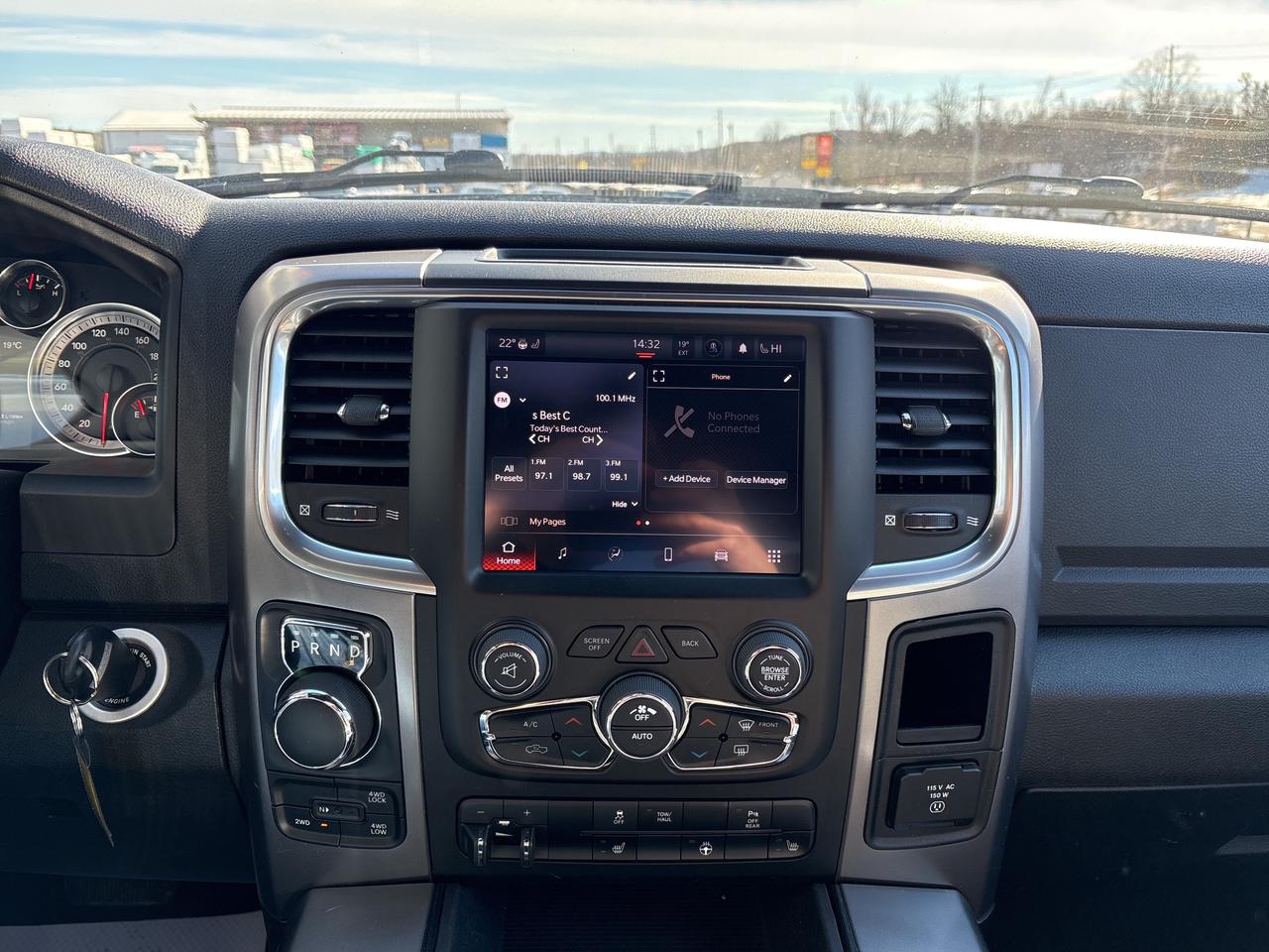 2023 RAM 1500 Classic WARLOCK Photo