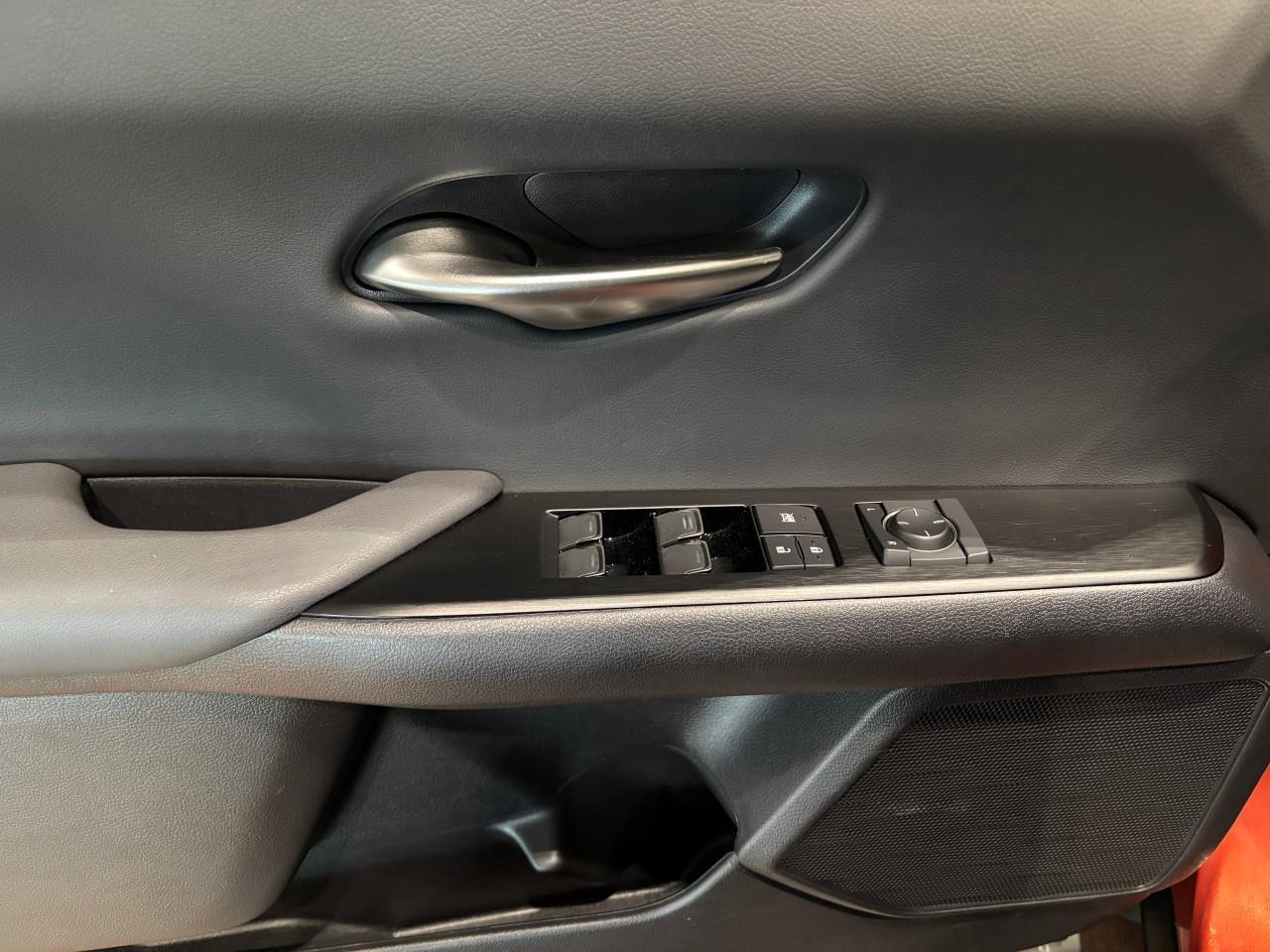 2024 Lexus UX 250H  Photo