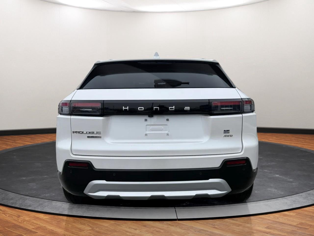 2024 Honda Prologue Touring Photo3