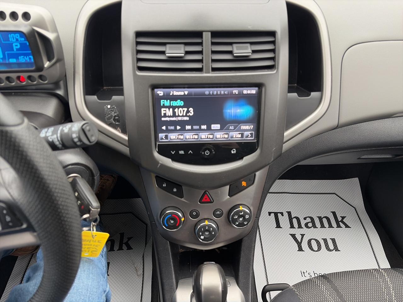 2016 Chevrolet Sonic LT-SUNROOF-CLEAN CARFAX-DRIVES EXCELLENT Photo
