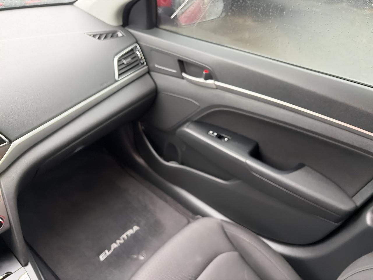 2018 Hyundai Elantra GL-SE-SUNROOF-LOW KM-CLEAN! Photo