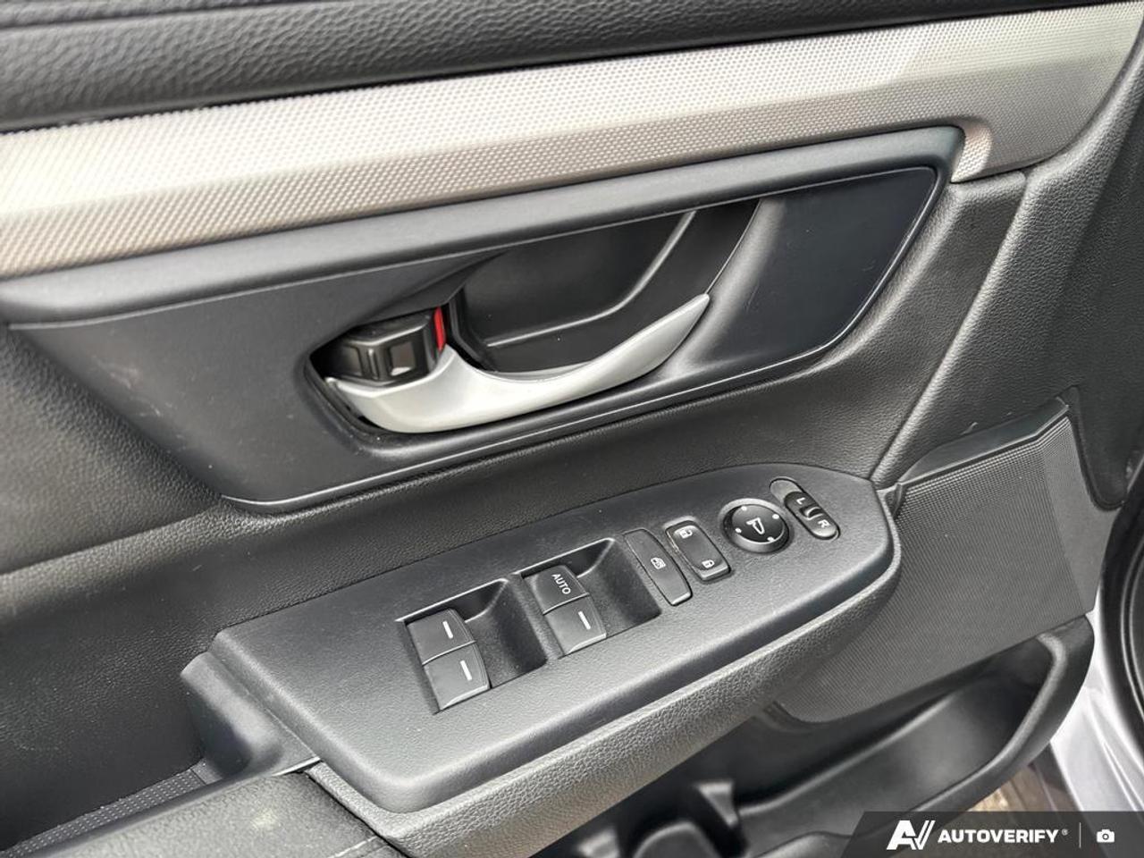 2019 Honda CR-V LX BACKUP CAM   BLUETOOTH   HTD SEATS   KEYLESS EN Photo