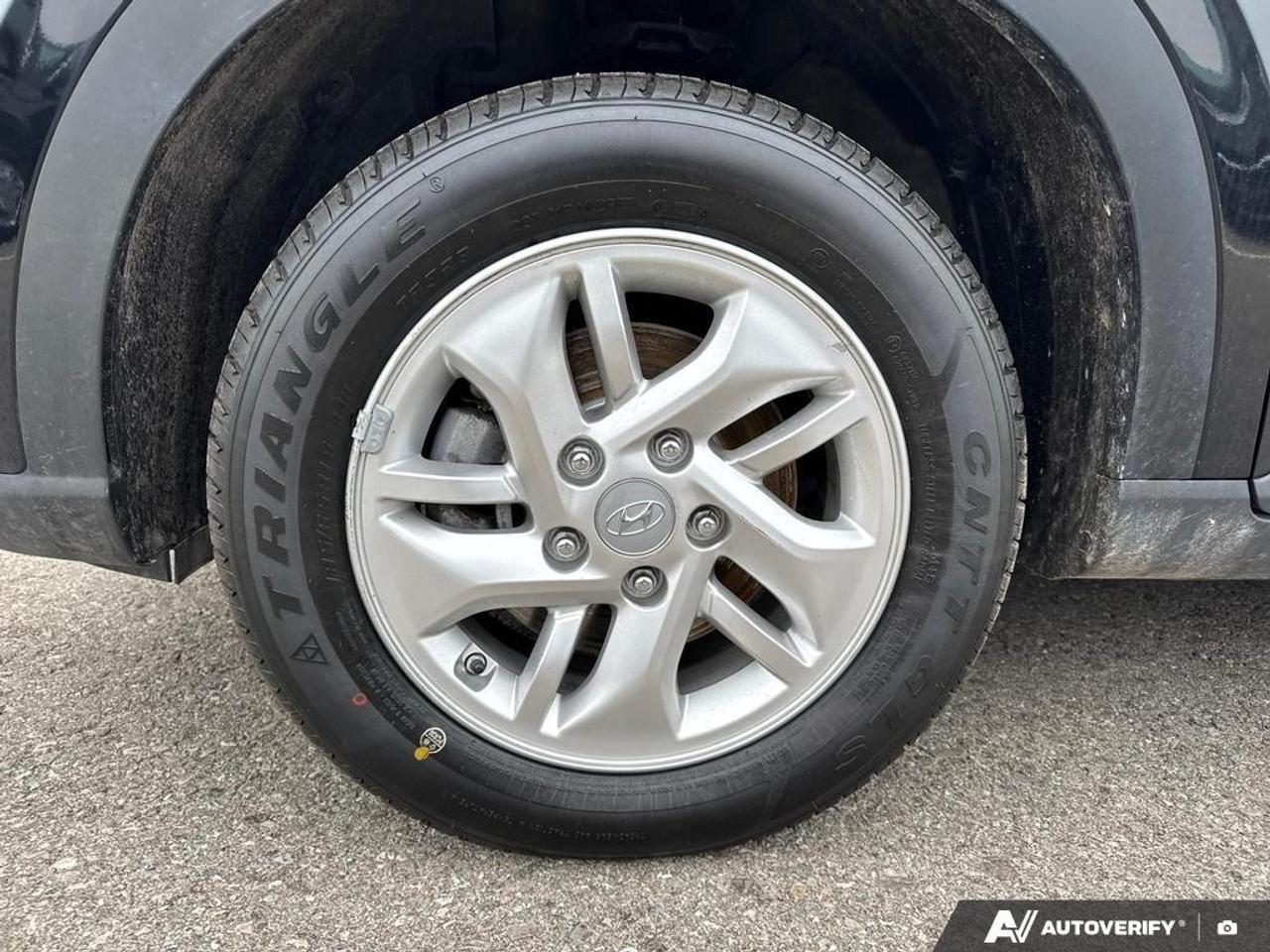 2024 Hyundai Venue Preferred BACKUP CAM   HEATED SEATS   LANE ASSIST Photo