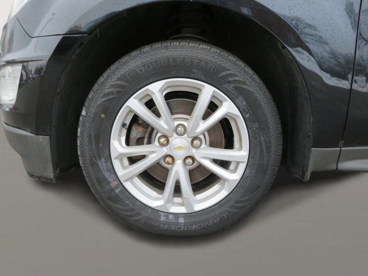 2016 Chevrolet Equinox FWD 4dr LT Photo