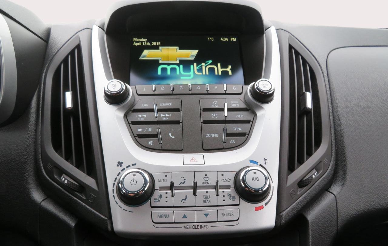 2016 Chevrolet Equinox FWD 4dr LT Photo