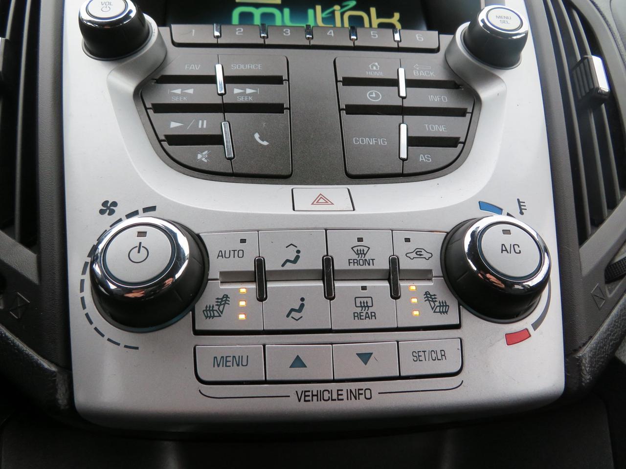 2016 Chevrolet Equinox FWD 4dr LT Photo