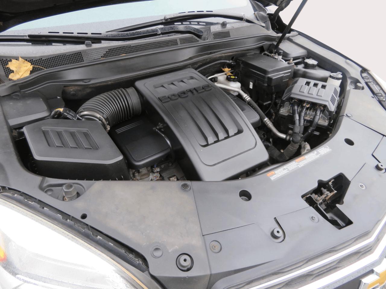 2016 Chevrolet Equinox FWD 4dr LT Photo