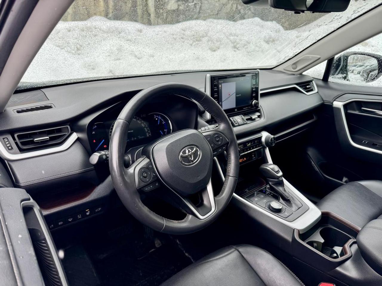 2020 Toyota RAV4 Hybrid Limited AWD Photo