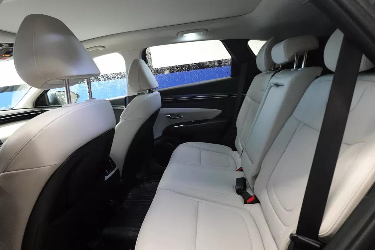 2024 Hyundai Tucson Hybrid LUXURY HYBRID   HEATED SEATS   HEATED WHEEL   APPL Photo