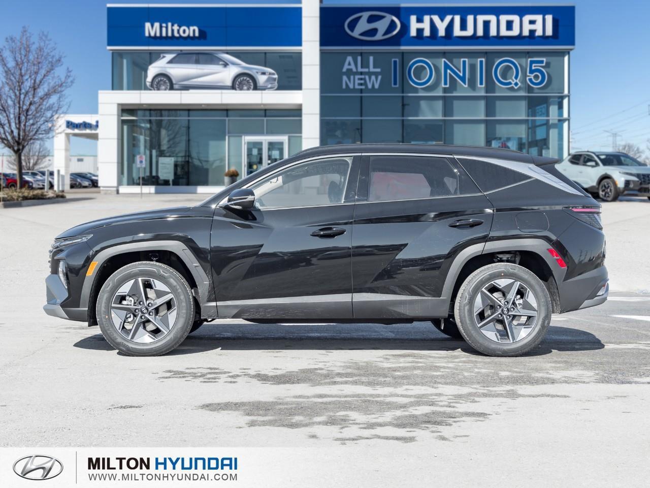 2026 Hyundai Tucson Preferred w/Trend Package 4dr All-Wheel Drive Photo2
