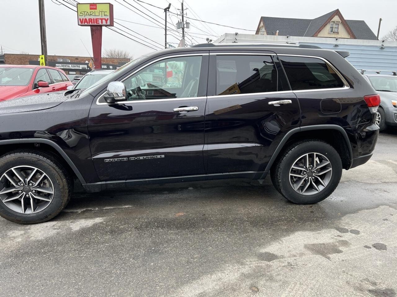 2021 Jeep Grand Cherokee L Limited 4dr 4x2 Automatic Photo3