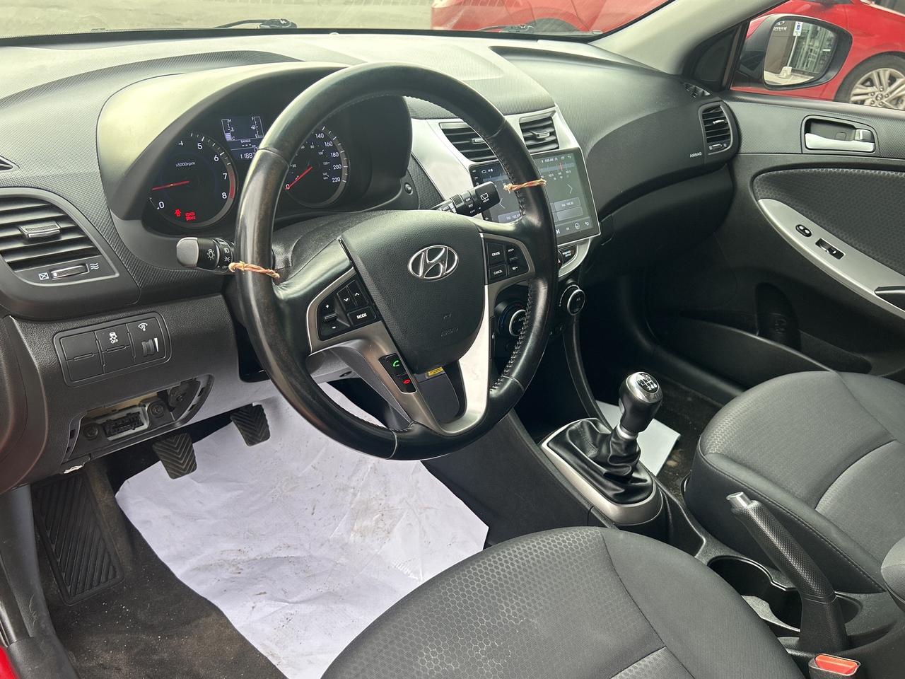 2017 Hyundai Accent 5dr HB Manual Transmission GLS Photo