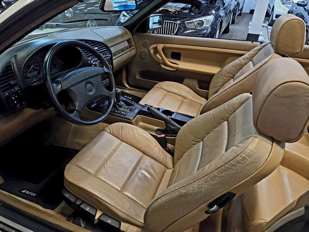 1995 BMW 3 Series 318ic Very Low KMs/Manual Transmission/Manual Top Photo
