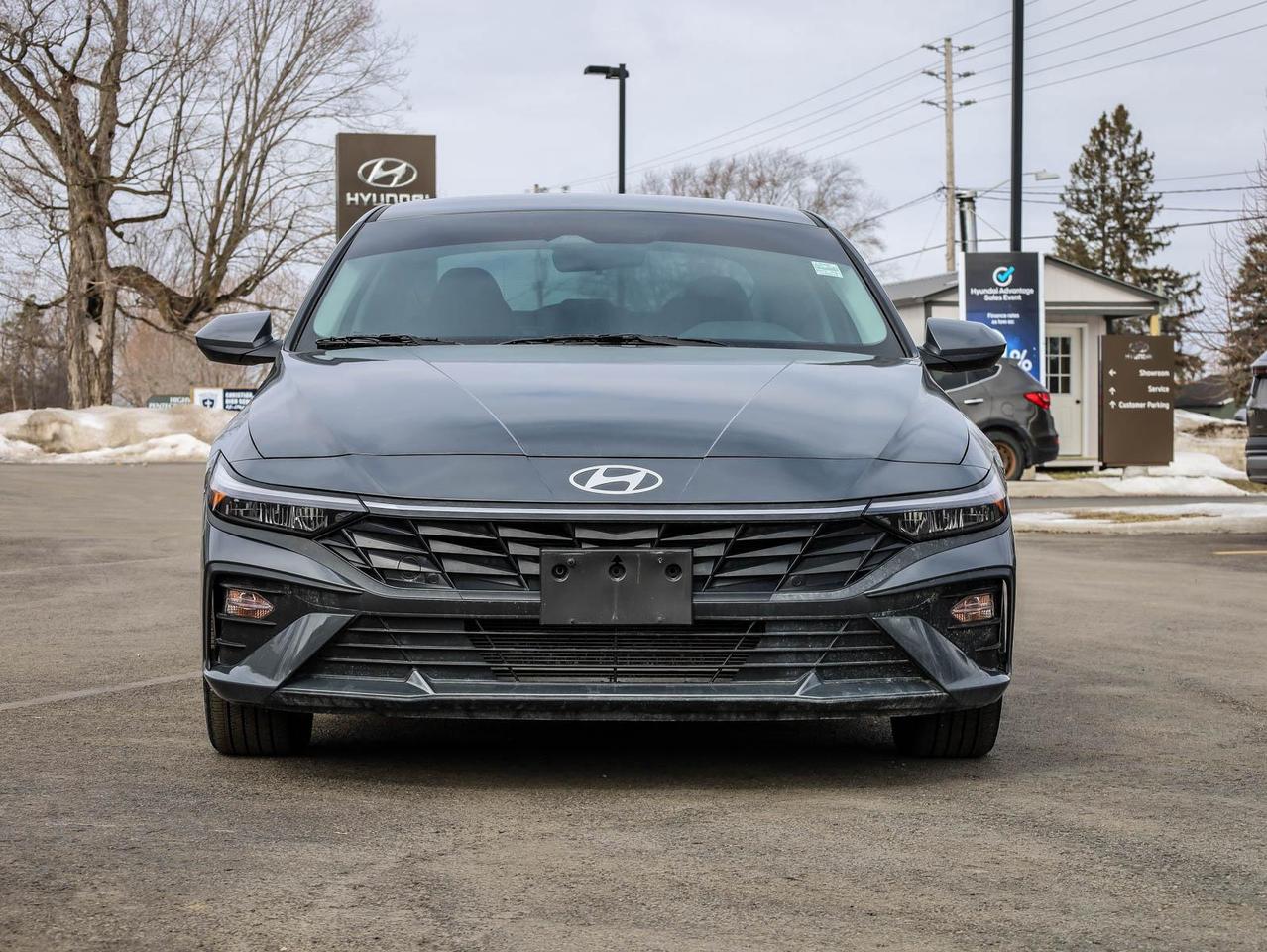 2025 Hyundai Elantra  Photo