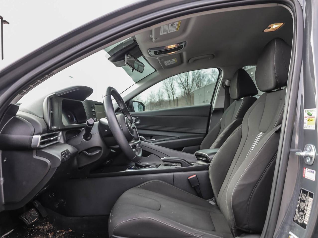 2025 Hyundai Elantra  Photo