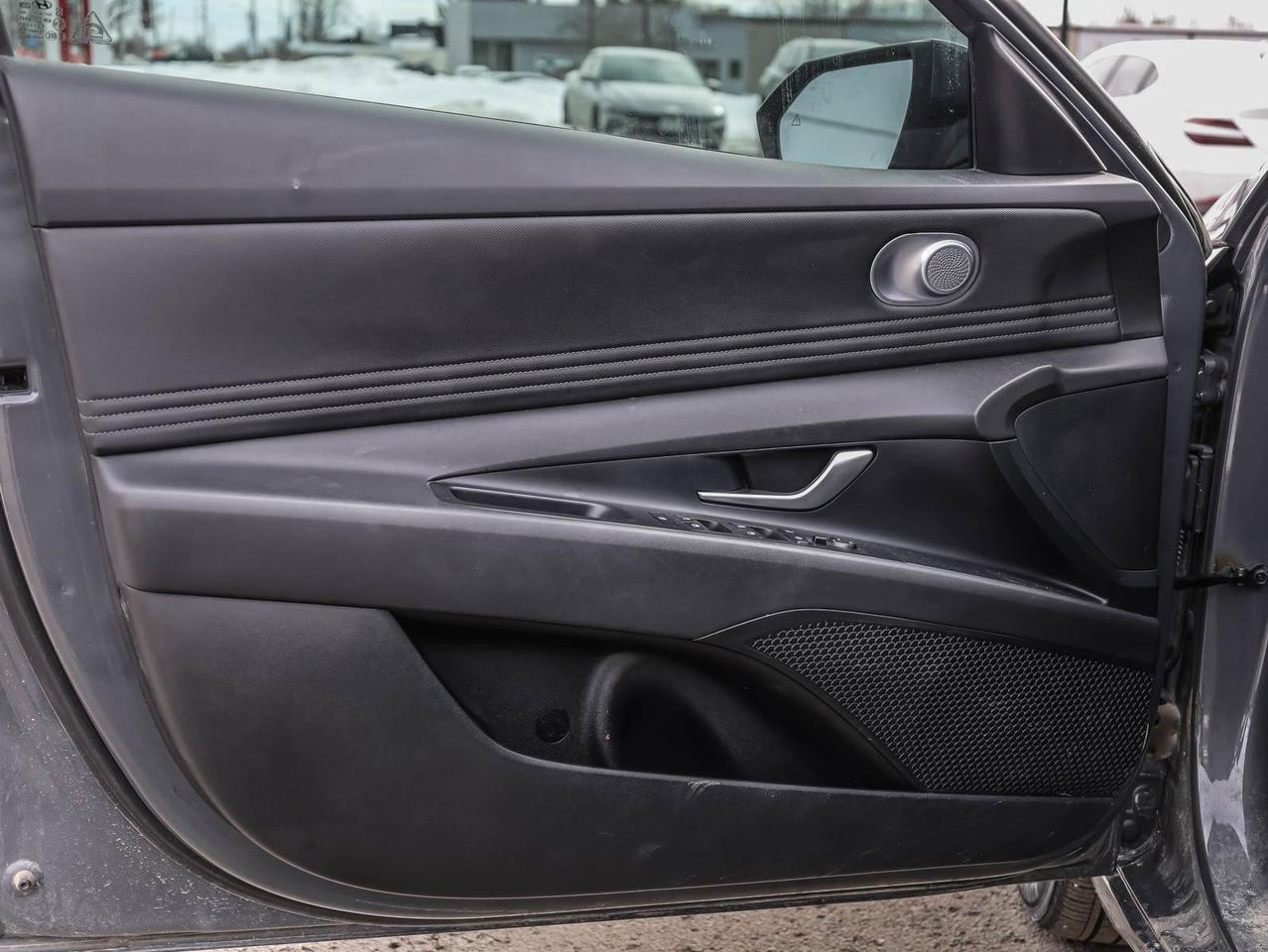 2025 Hyundai Elantra  Photo