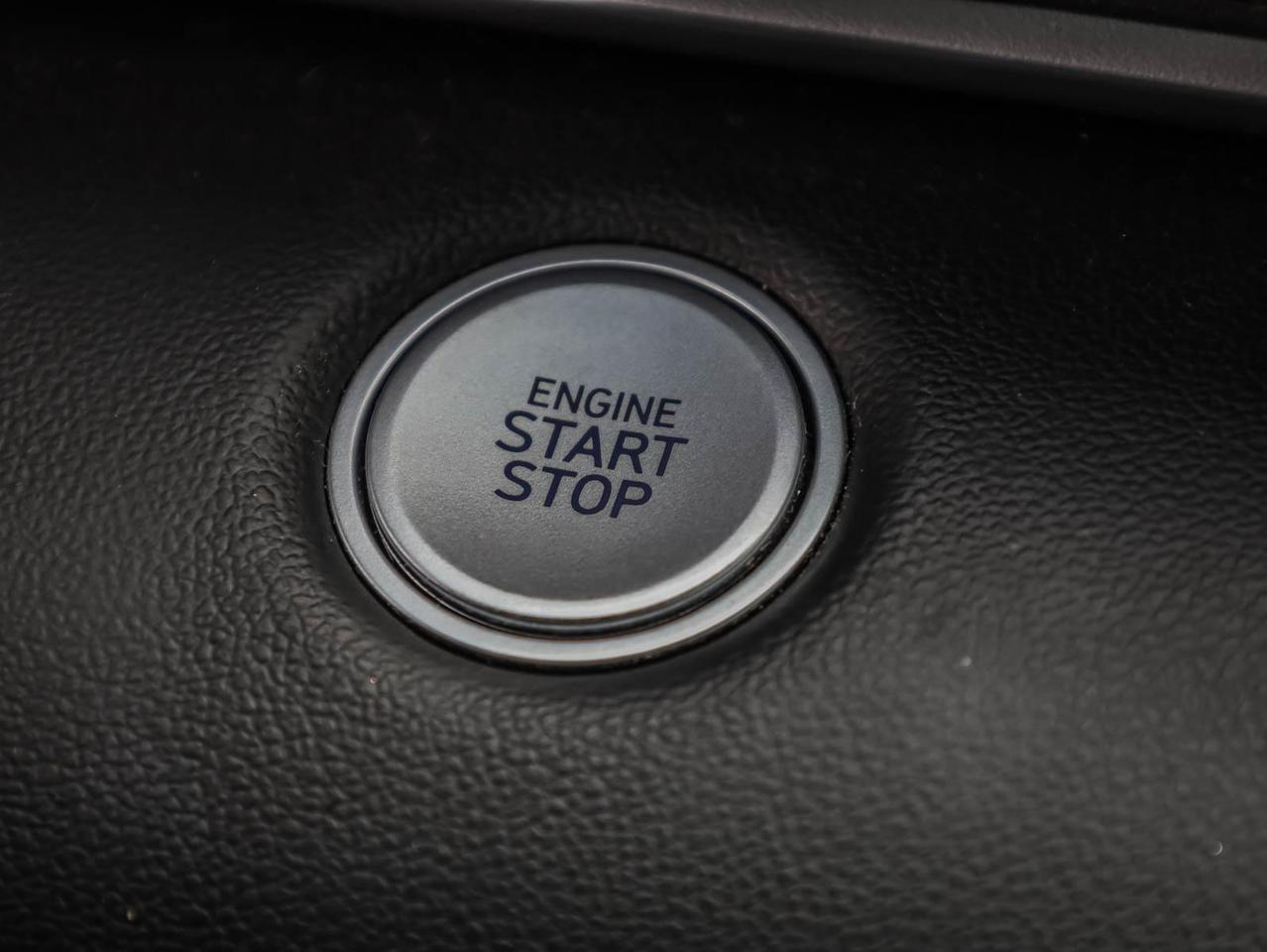 2025 Hyundai Elantra  Photo