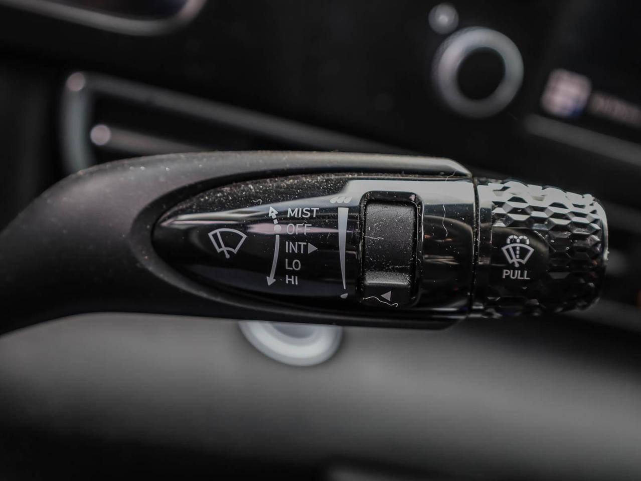 2025 Hyundai Elantra  Photo