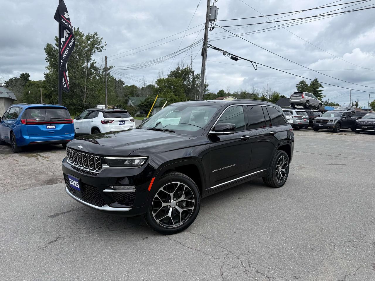 2025 JEEP GRAND CHEROKEE SUMMIT RESERVE 4X4.  3.6L PENTASTAR ENGINE WITH 8 SPEED AUTO TRANSMISSION.  PANORAMIC SUNROOF, SEATBACK MASSAGE, MCINTOSH SOUND SYSTEM, 360 SURROUND VIEW CAMERA, PALERMO LEATHER HEATED & COOLED SEATS, 2ND ROW HEATED & COOLED SEATS, FRONT PASSENGER SCREEN, WIRELESS CHARGING PAD, 10.1" SCREEN WITH NAVIGATION, HANDS FREE POWER LIFTGATE, 4 ZONE CLIMATE CONTROL, BLIND SPOT MONITOR WITH REAR CROSS PATH DETECTION, ADAPTIVE CRUISE CONTROL, ACTIVE DRIVING ASSIST, PARALLEL & PERPENDICULAR PARK ASSIST, PEDESTRIAN/CYCLIST EMERGENCY BRAKING, FORWARD COLLISION WARNING PLUS, ACTIVE LANE MANAGEMENT, RAIN SENSING WINDSHIELD WIPERS, HIGH BEAM CONTROL, & MORE!  ONLY HST EXTRA.