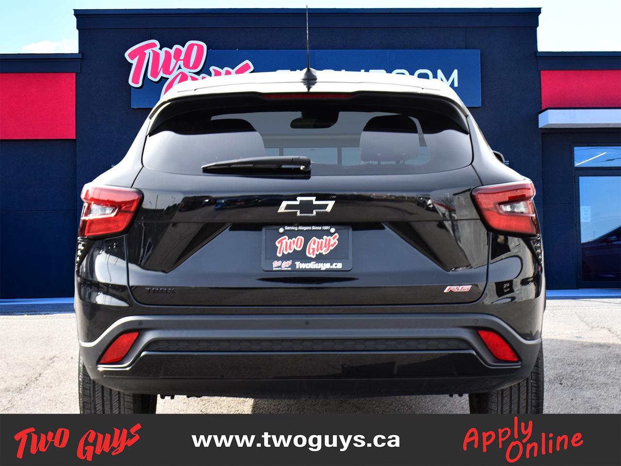 2024 Chevrolet Trax 1RS   Local Lease Return   Clean CF Photo