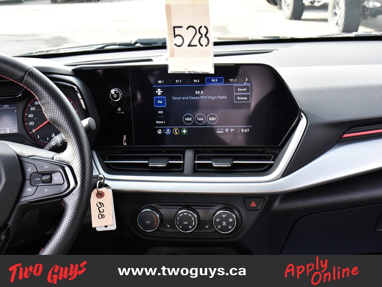 2024 Chevrolet Trax 1RS   Local Lease Return   Clean CF Photo