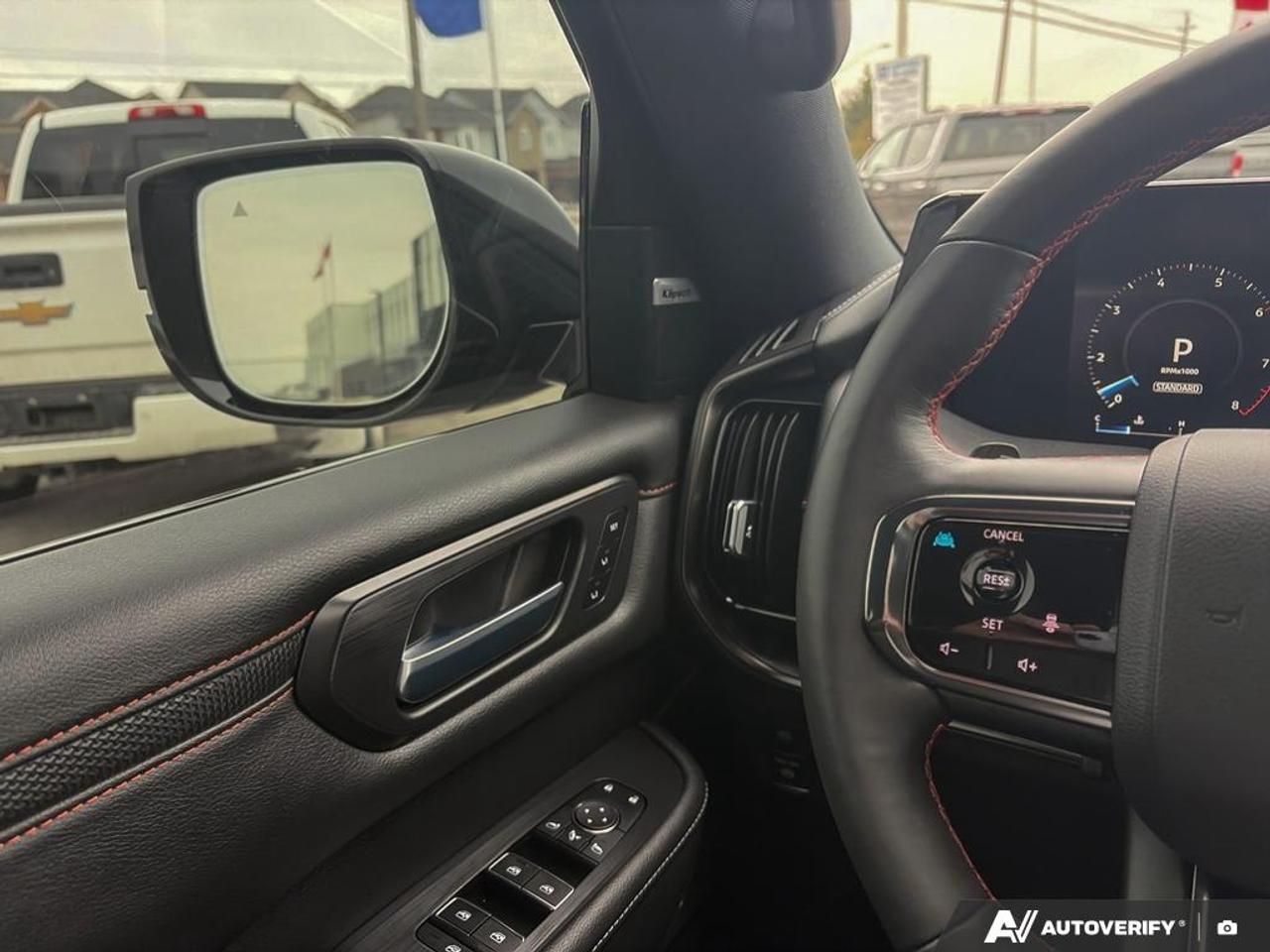 2025 Nissan Armada PRO-4X 4dr 4x4 Photo