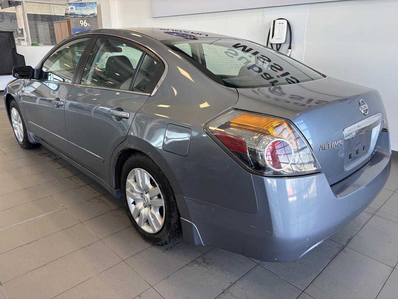 2010 Nissan Altima 2.5S MODEL   CLEAN CARFAX START BUTTON  SOLD AS-IS Photo4